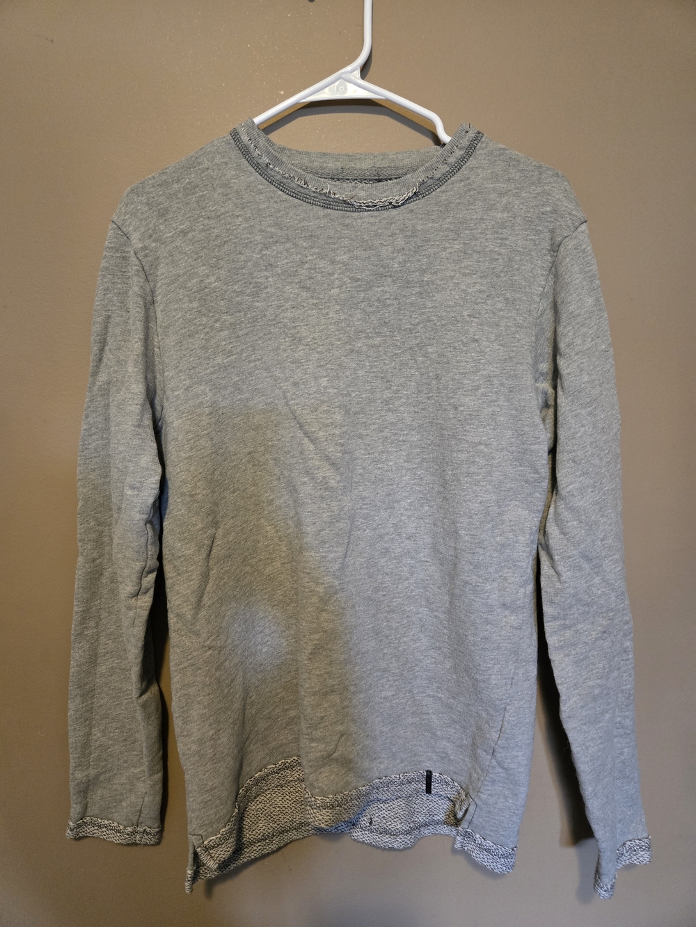 ONLY & SONS Grey Crewneck Sweatshirt Long Sleeve Raw Hem Casual Pullover